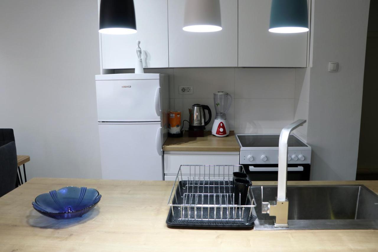 Spacious Modern Apartment Kisela Voda สโกเปีย ภายนอก รูปภาพ