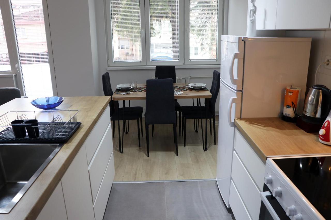 Spacious Modern Apartment Kisela Voda สโกเปีย ภายนอก รูปภาพ