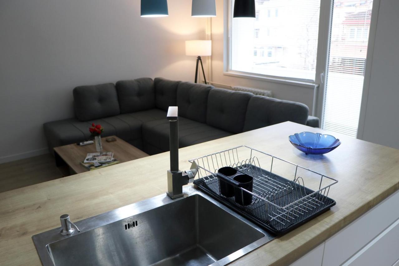 Spacious Modern Apartment Kisela Voda สโกเปีย ภายนอก รูปภาพ